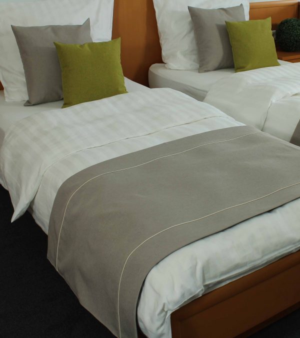 Bed Runner - Image 3